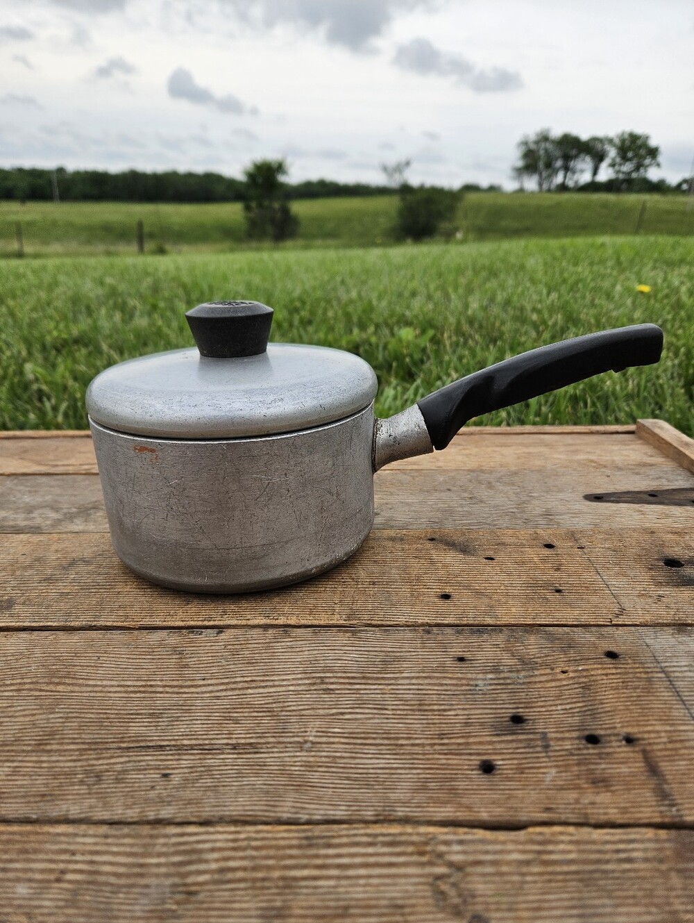 Retro Wear-Ever No. 751 Aluminum 1 Quart Saucepan & Lid - Vintage Kitchenware